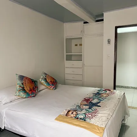 Apartamentos Laila Y Zaida Centro San Andres  Exterior photo